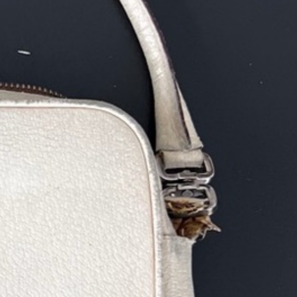 Prada Vintage Off White Shoulder Bag in Cinghiale Leather - Picture 4 of 4